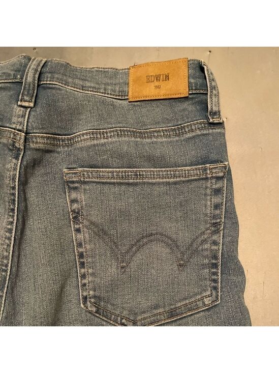 Edwin Denim - Edwin NWT Cassia Mini Bootcut Jeans 27 Light Wash